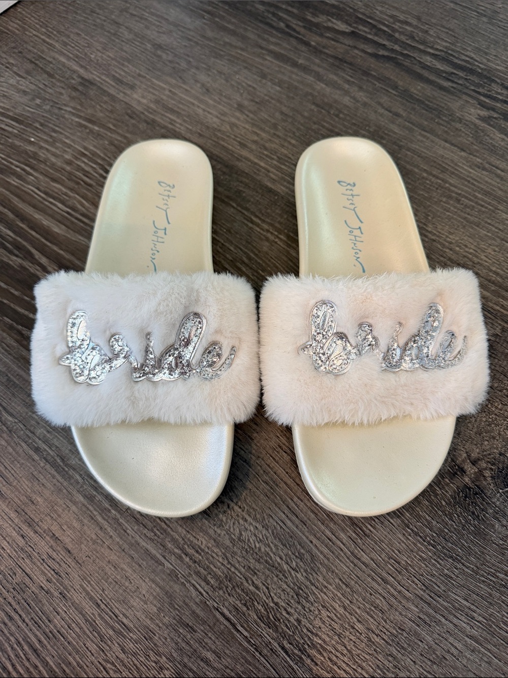 Betsey Johnson Cream Faux Fur "Bride" Slide Sandals